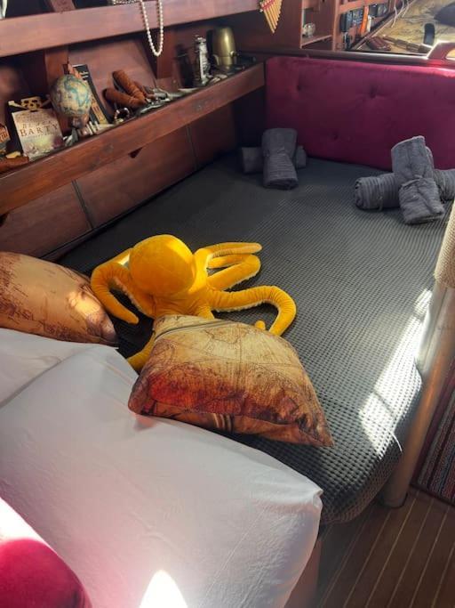 The Captains Locker - 30Ft Yacht Σαν Μιγκέλ ντε Αμπόνα Εξωτερικό φωτογραφία