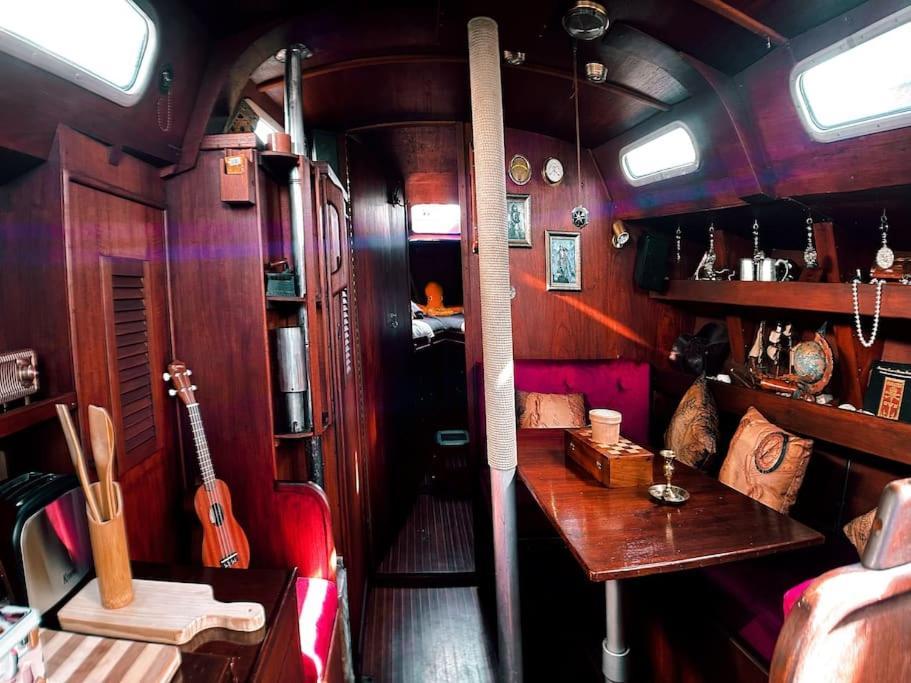 The Captains Locker - 30Ft Yacht Σαν Μιγκέλ ντε Αμπόνα Εξωτερικό φωτογραφία
