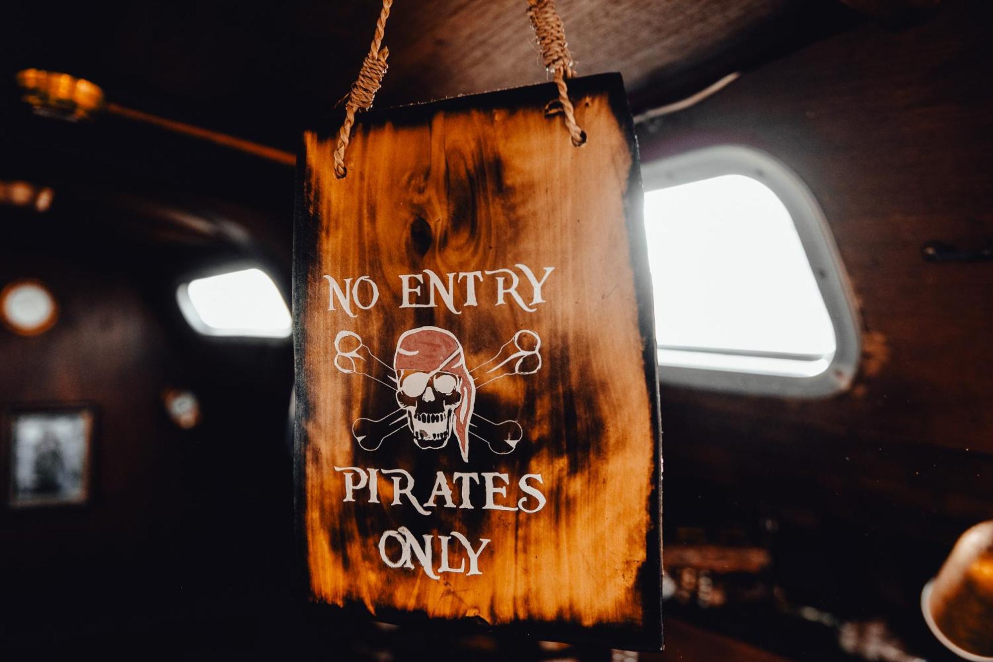 The Captains Locker - 30Ft Yacht Σαν Μιγκέλ ντε Αμπόνα Εξωτερικό φωτογραφία